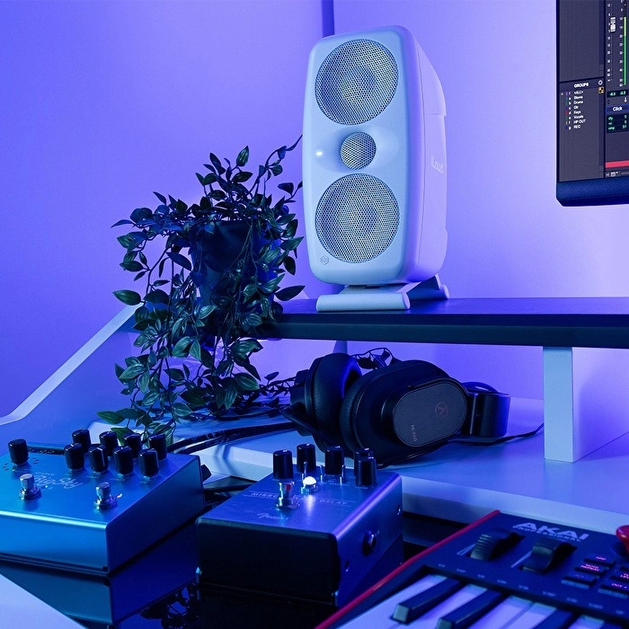 ik-multimedia-iloud-mtm-mkii-beyaz-referans-monitor-asimetrik-e-ticaret-gorsel3